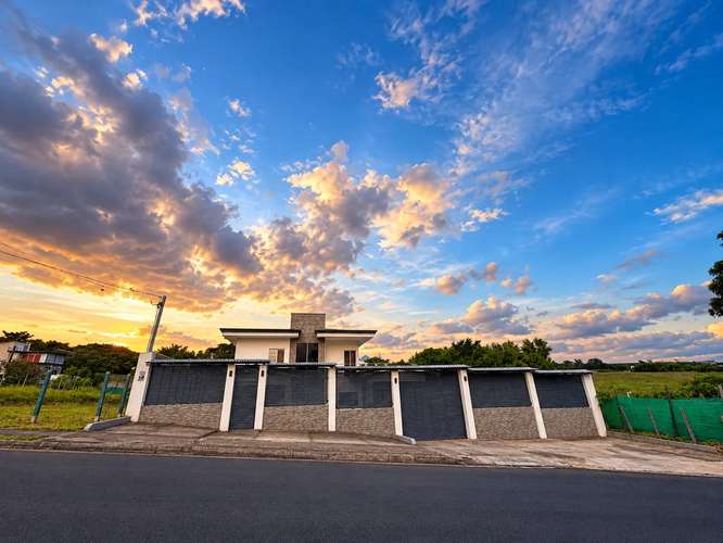 Casa de Lujo en Santo Domingo de Heredia - Imagen 1