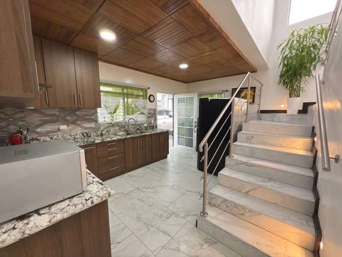 Casa de Lujo en Santo Domingo de Heredia - Imagen 5