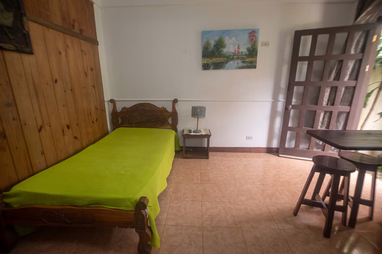 2037 / Alquiler / Lomas de Ayarco / Amueblado / Servicios incluidos - Imagen 4