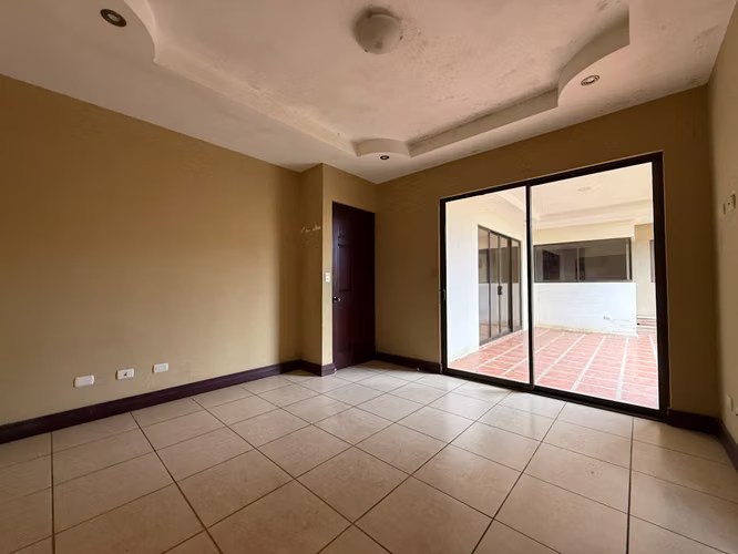 Venta de casa una Planta en Condominio en Patalillo de Coronado - Imagen 8