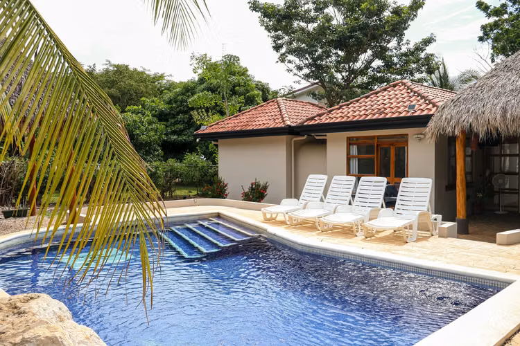 Bird Whisper House | Casa en alquiler en Santa Cruz, Guanacaste