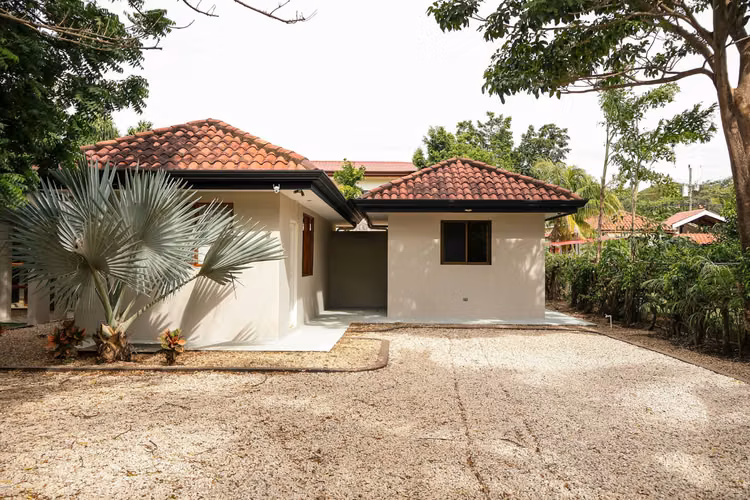 Bird Whisper House | Casa en alquiler en Santa Cruz, Guanacaste
