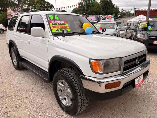 TOYOTA 4RUNNER SR5-1996-AUTOMATICO-4X4-6.275.000 - Imagen 4