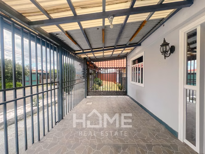 Casa en alquiler en Coronado cerca del Banco Nacional - Imagen 3