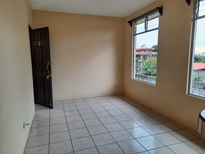 Apartamento San Lorenzo, Flores