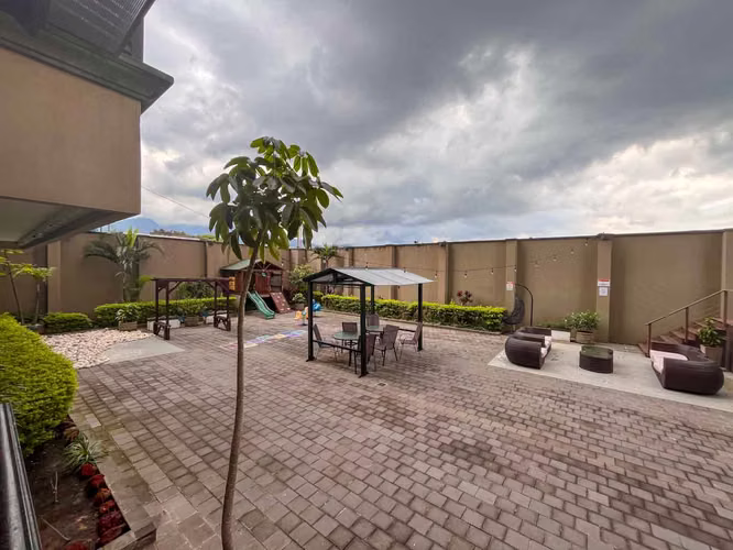 Venta de apartamento piso 12, muy amplio y con amenidades - Imagen 13