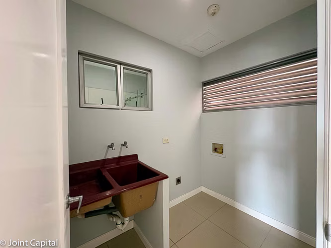 Apartamento en Alquiler en Nunciatura, Rohrmoser | 1 Habitación | Parqueo en Sótano - Imagen 3