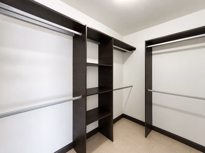 ALQUILER DE CASA ESQUINERA EN RIO PALMA, GUACHIPELIN