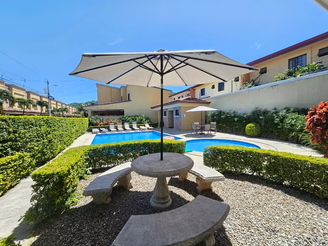 Alquiler de condominio en Pozos - Imagen 4