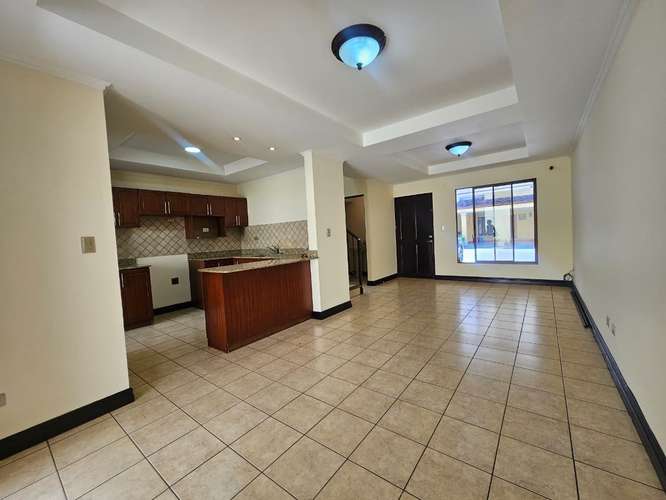 Alquiler de condominio en Pozos