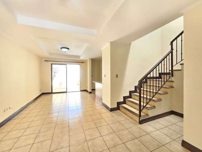 Alquiler de condominio en Pozos