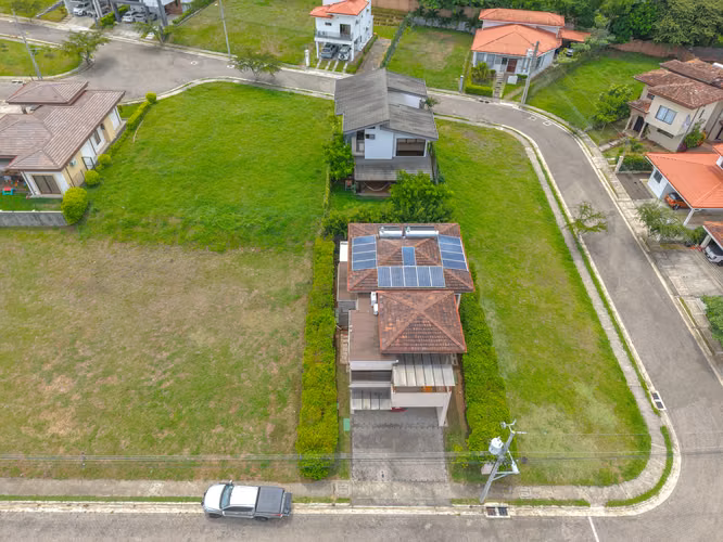 SE ALQUILA FULL AMUEBLADA EN CONDOMINIO VALLE VERDE LA GUACIMA - Imagen 4