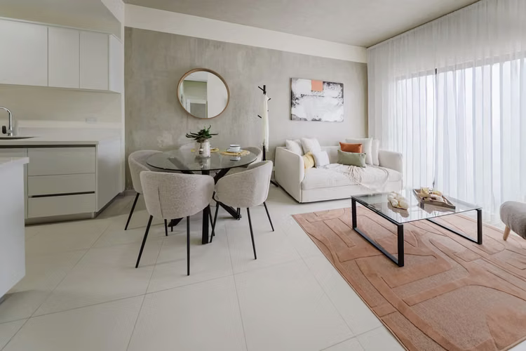 Elegante condominio de 2 dormitorios en comunidad segura en Tibás - Imagen 3