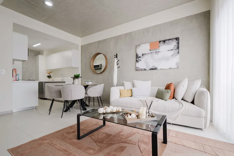 Elegante condominio de 2 dormitorios en comunidad segura en Tibás - Imagen 4