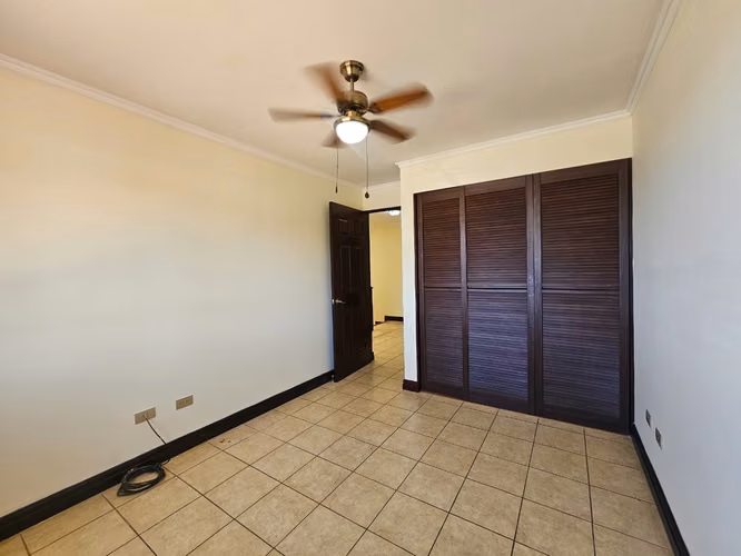 Condominio en Pozos, amplio con amenidades - Imagen 9