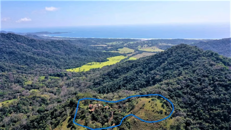 ¡EL REFUGIO PERFECTO EN LA ZONA AZUL! Finca Privada con Vista al Mar en Javilla de Nandayure