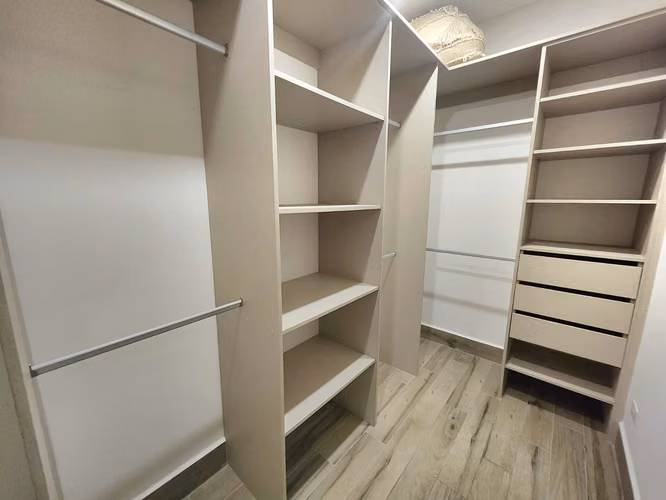 LINDORA, Santa Ana - 3DOR/2.5BA - 180 m2