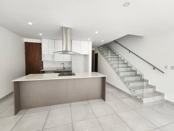 LINDORA, Santa Ana - 3DOR/2.5BA - 180 m2