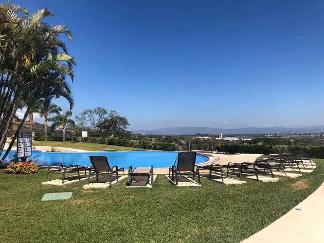 Alquilo Apartamento Amueblado en Avalon Country Santa Ana 
