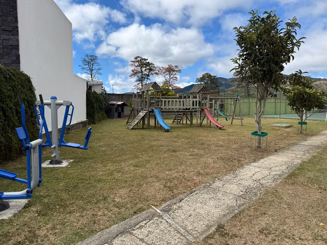 Lote en Venta en Condominio Albacete, Cartago 327 m² (JMA)