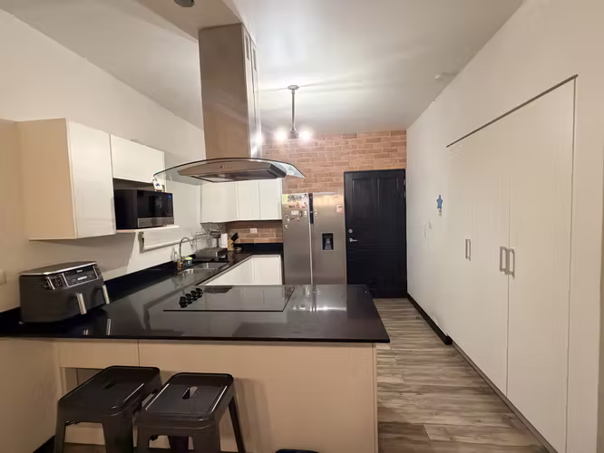 Apartment in condo