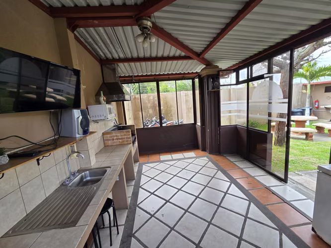 OPORTUNIDAD Apartamento rebajado Moravia  - Imagen 12