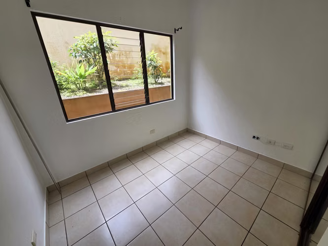 OPORTUNIDAD Apartamento rebajado Moravia  - Imagen 5