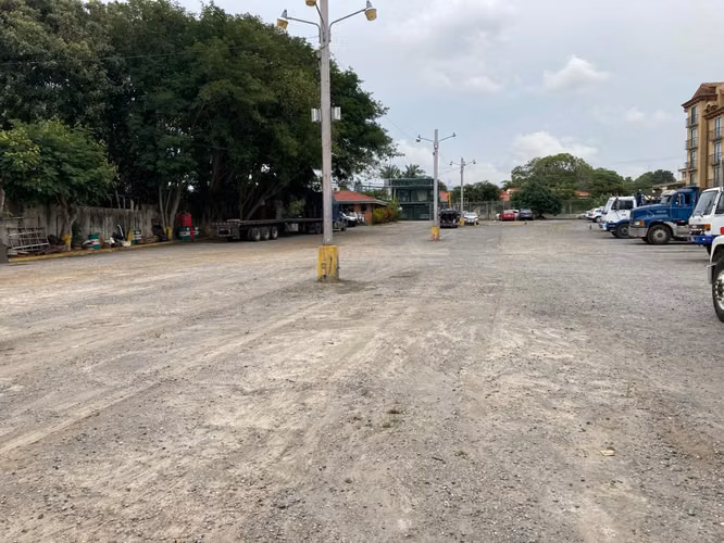 REBAJADO Lote para desarrollo 9.633 m² Uruca, al lado San Jose Palacio