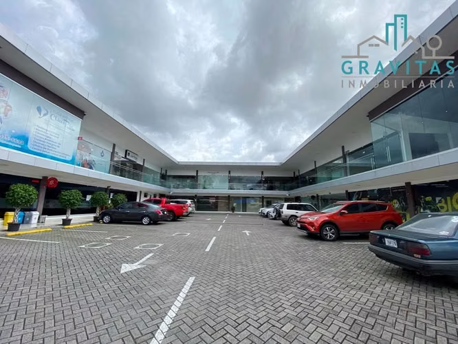 Commercial Premises in Plaza Calle Vieja, Tres Ríos, 50 m² – ID 855