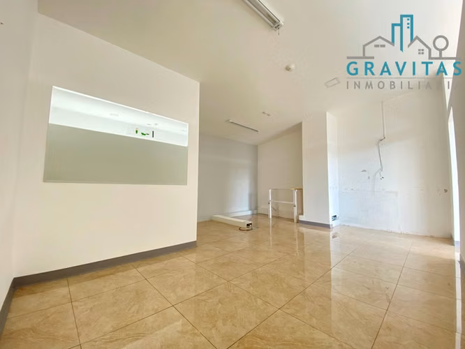 Locales Comercial en Plaza Calle Vieja, Tres Ríos, 50 m2 ID 855 - Imagen 6