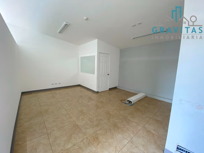 Locales Comercial en Plaza Calle Vieja, Tres Ríos, 50 m2 ID 855 - Imagen 18