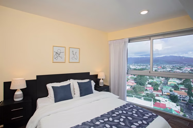 Alquiler apartamento en Torres Los Yoses