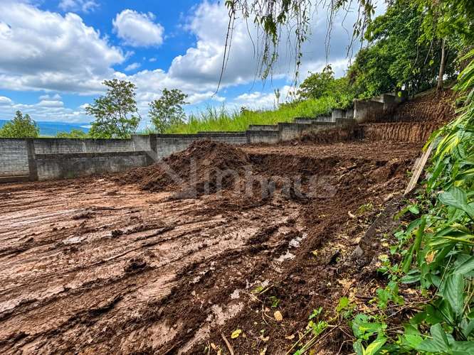 LOTE RESIDENCIAL DE 444 M2 | CERCA DE SAINT CLARE - Imagen 13