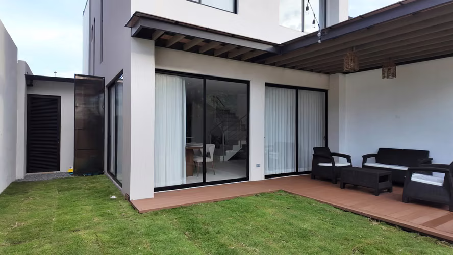 Casa de Lujo AMUEBLADA en Alquiler – Lindora, Santa Ana - Imagen 6