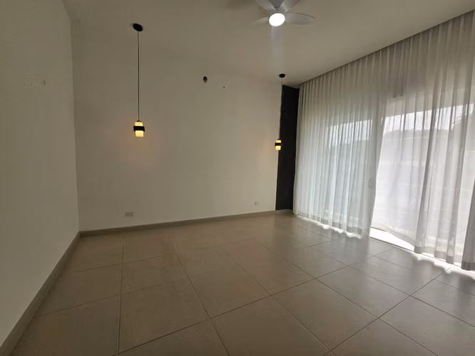 Casa Contemporánea en Piedades de Santa Ana - 3 Dormitorios - 163 m2 - Imagen 4