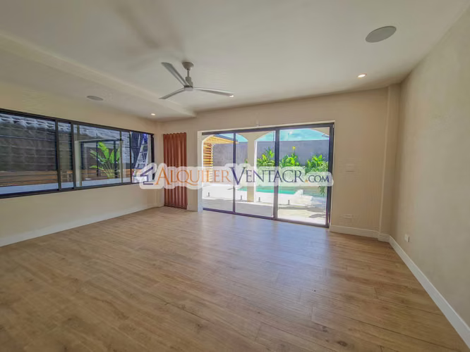 LUJOSA CASA AMUEBLADA DE 406 M2 CON PISCINA PROPIA EN JABONCILLOS - Imagen 5