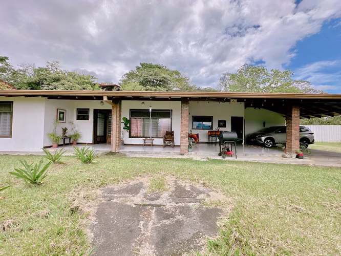 OPORTUNIDAD DE COMPRA DE LOTE + CASA EN PIEDADES DE SANTA ANA - Imagen 18