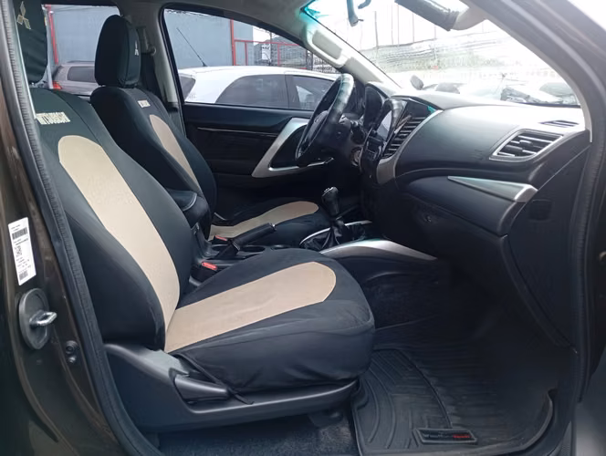 Mitsubishi montero sport 