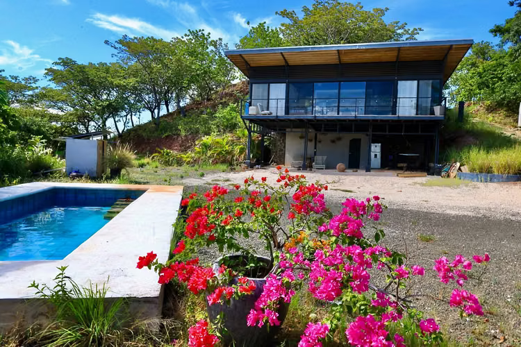 House with Pool and Panoramic Views Near Tamarindo and Playa Grande