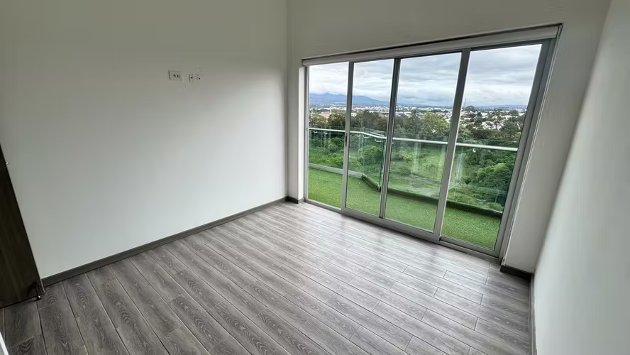 PENTHOUSE EN ALQUILER CON LÍNEA BLANCA Y 3 PARQUEOS