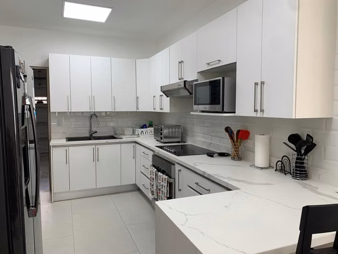 Exclusiva Casa de 1 Nivel Totalmente Remodelada – Pozos de Santa Ana - Imagen 20