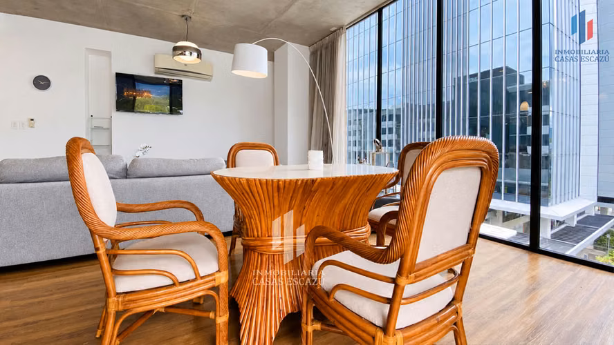 Alquiler de Apartamento Amueblado en Escazú Village, Comodidad, Ubicación y Vistas en un solo lugar