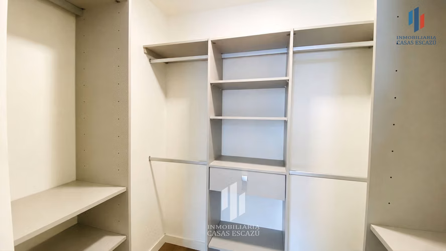 Alquiler de Apartamento Amueblado en Escazú Village, Comodidad, Ubicación y Vistas en un solo lugar
