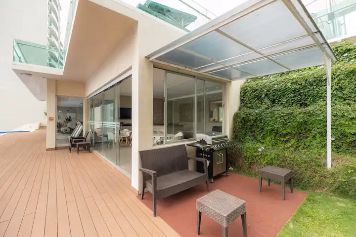 LUJOSO PENTHOUSE CON VISTA EN TORRE PARADISUS ROHRMOSER PAVAS - Imagen 12
