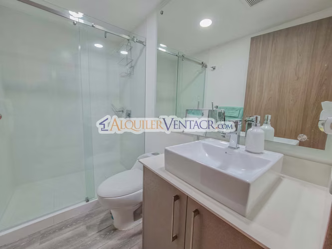 LUJOSO PENTHOUSE CON VISTA EN TORRE PARADISUS ROHRMOSER PAVAS - Imagen 7