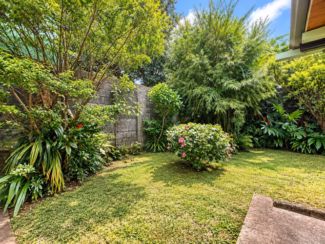 Casa en Venta Barrio Córdoba, Zapote | 300 m² Terreno | 6 Habitaciones | Potencial de Ampliación