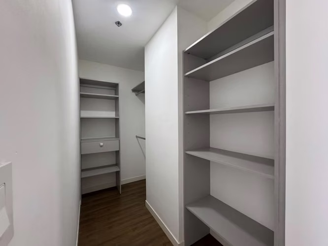 Apartamento amueblado en Escazú - Imagen 9