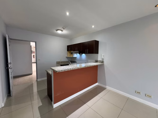 Apartamento de alquiler en la Sabana  - Imagen 4