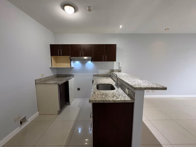 Apartamento de alquiler en la Sabana  - Imagen 2