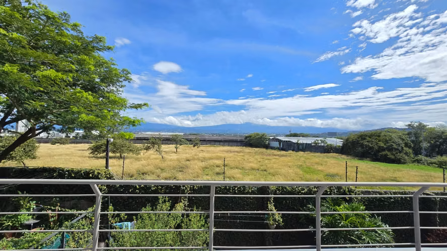 Residencia Exclusiva en Alquiler – Piedades, Santa Ana - Imagen 17